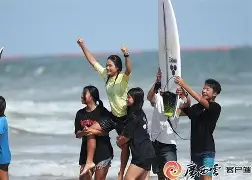 星空平台 -关于冲浪小组赛上演强强对话，江畔猎隼队强势横扫陇右银狐队，多点开花奏效；节奏掌控在手的信息