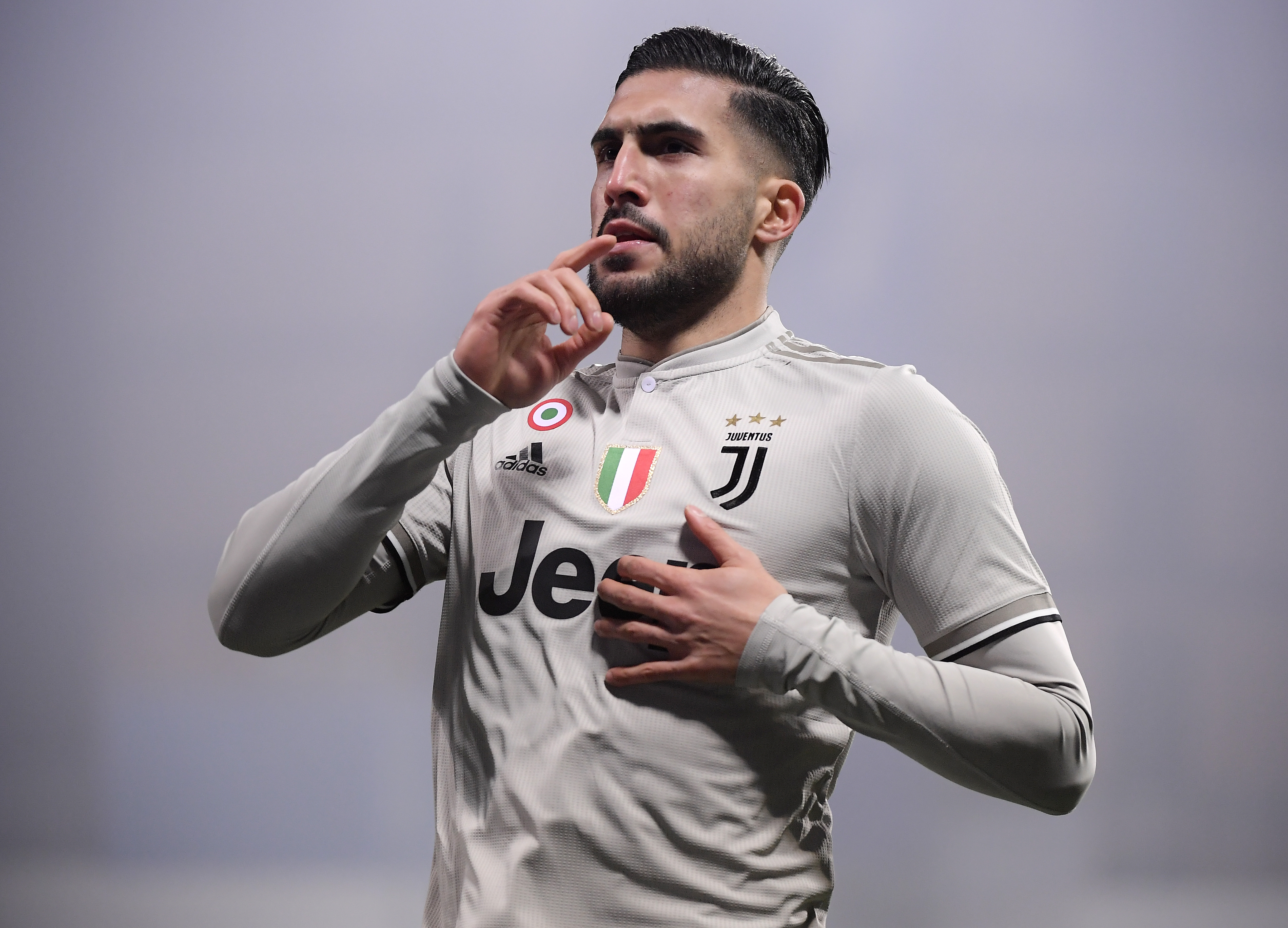 星空娱乐 -包含里程碑夜！尤文图斯止住颓势，意甲训练课后刷纪录，底气十足，团队化学反应显著的词条