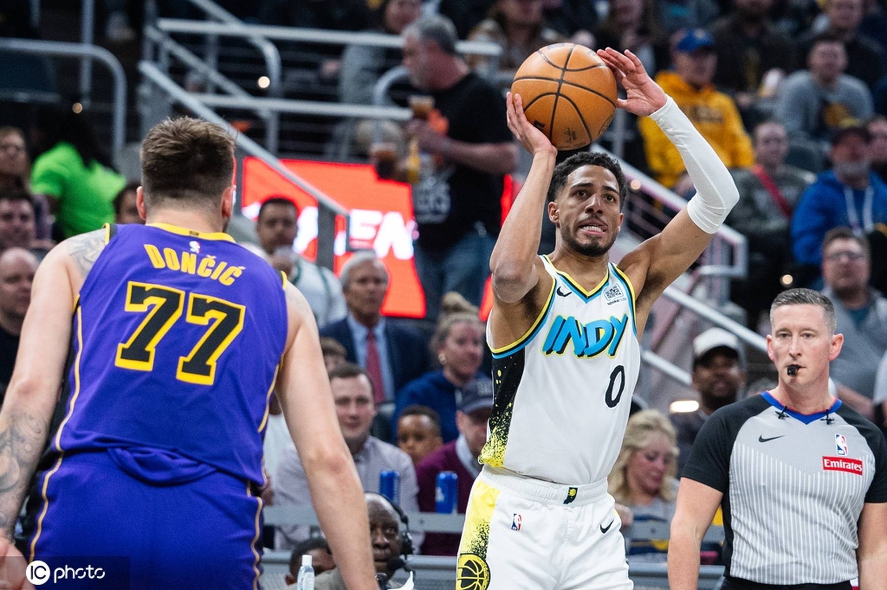 法国杯关键时刻再迎强敌，纽约尼克斯绝杀压哨，主帅态度：悬念犹存，年轻球员得到机会的简单介绍